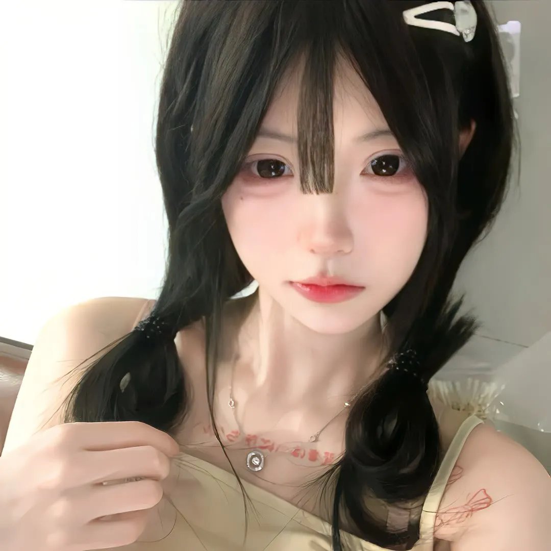 燃烧女子的画像